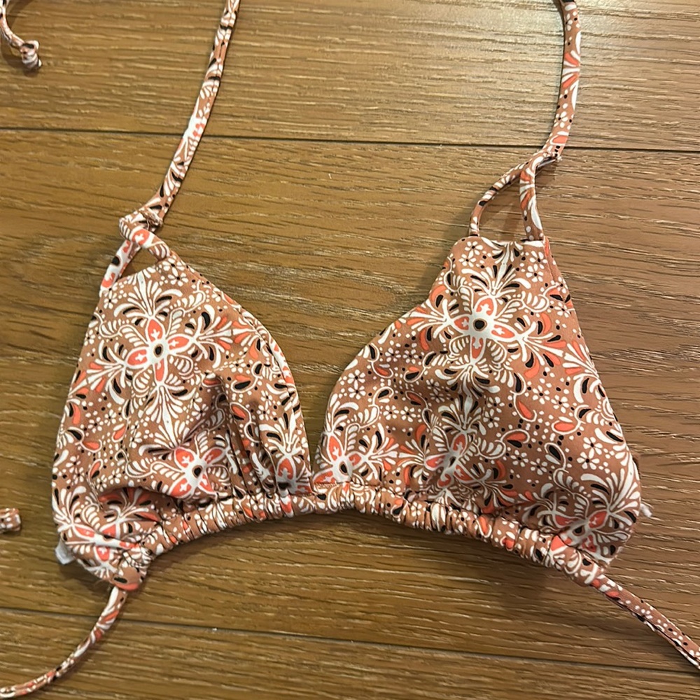 Bikini top